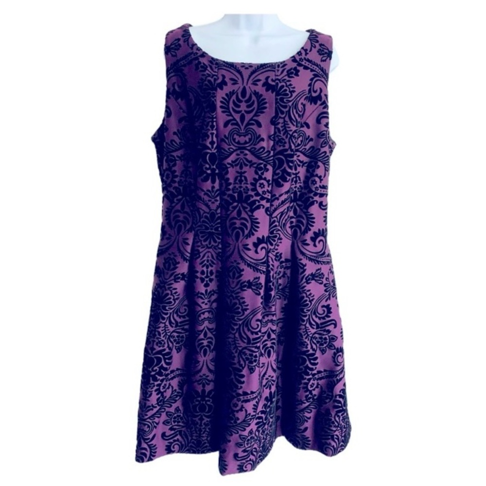 Gabby Skye Plum and Black Floral Dress Sz 14W